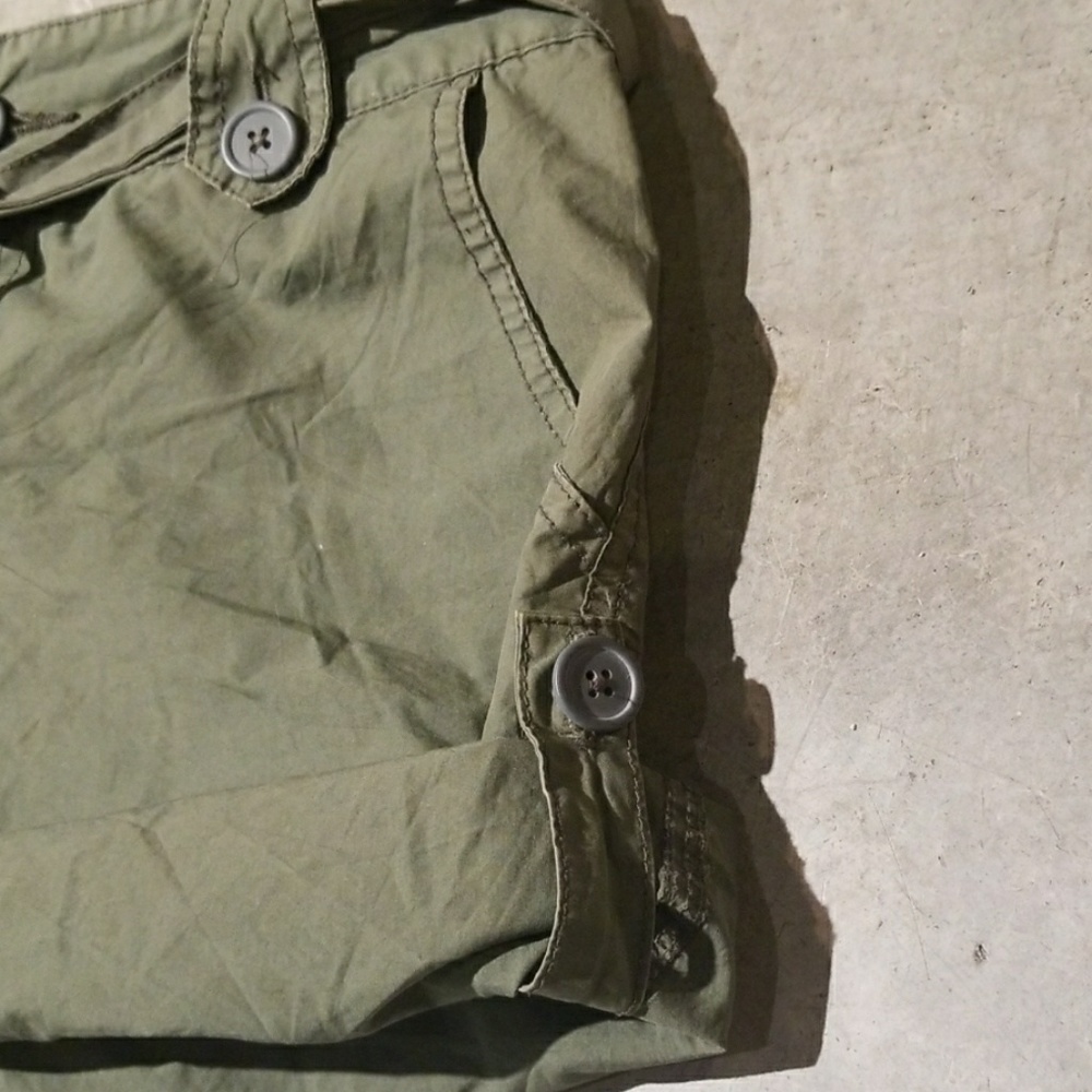 Mossimo shorts - Picture 2 of 4
